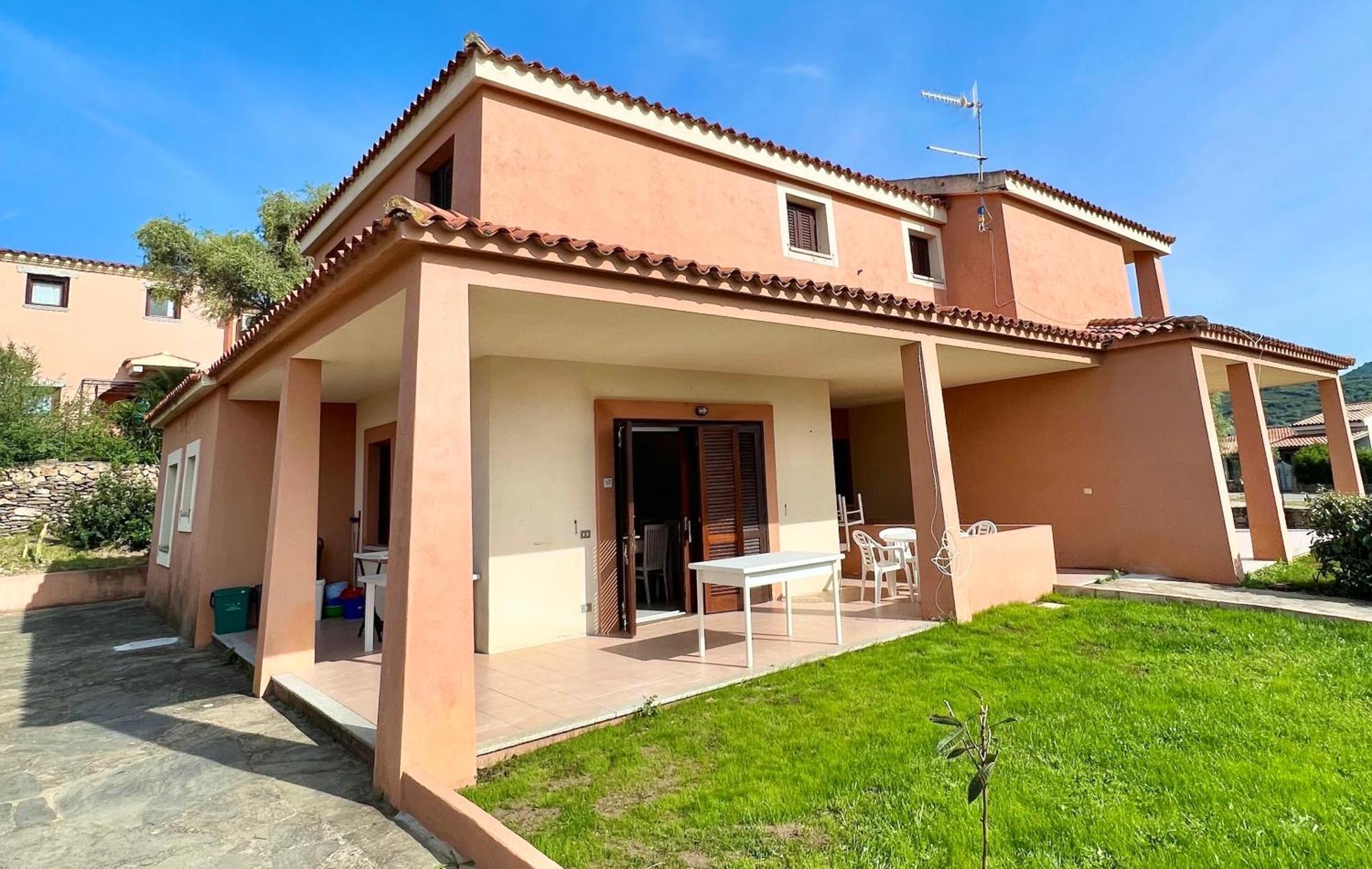 Iss Travel, Gli Asfodeli - Large Apartments With Private Terrace San Teodoro  Buitenkant foto