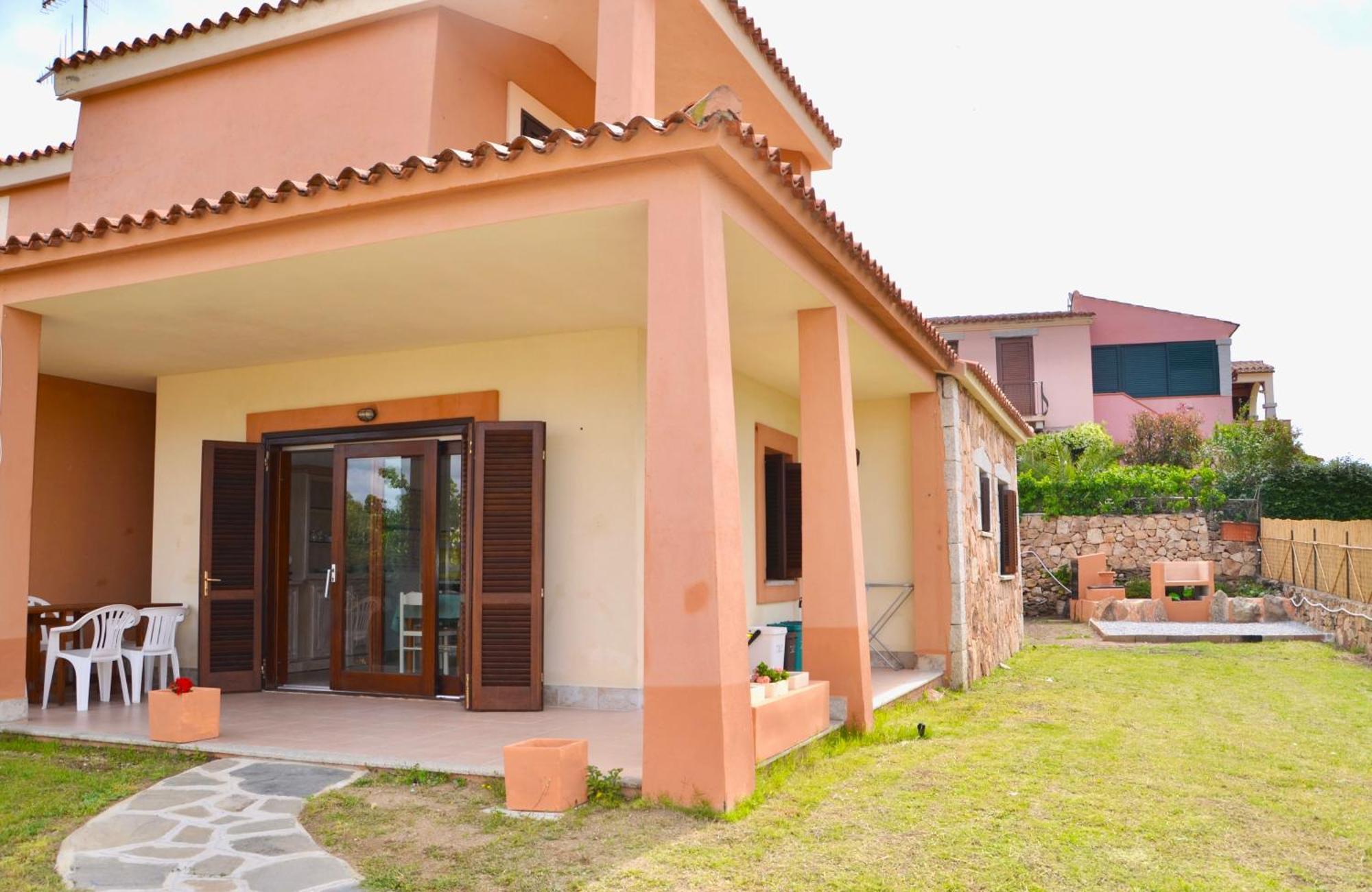 Iss Travel, Gli Asfodeli - Large Apartments With Private Terrace San Teodoro  Buitenkant foto