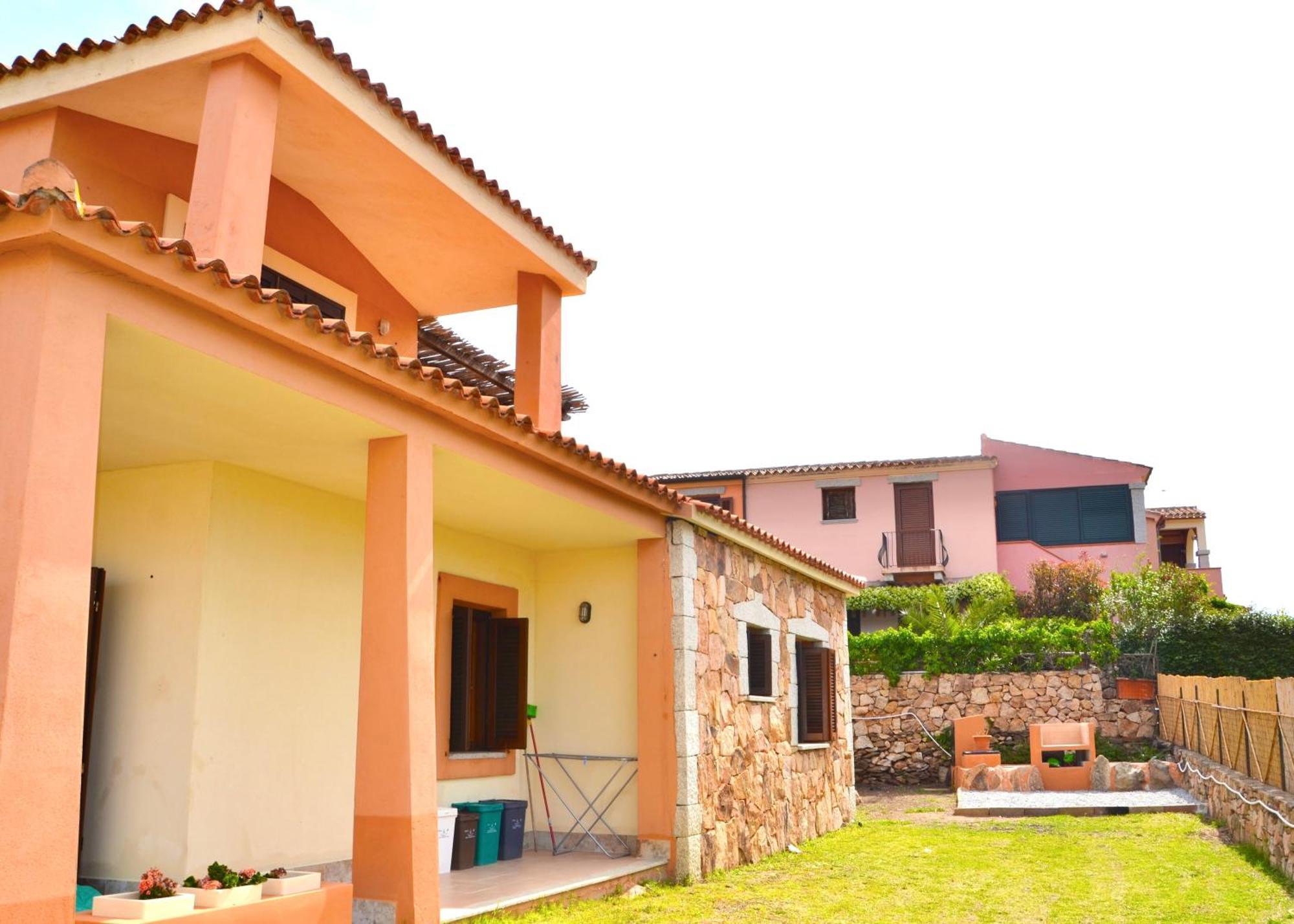 Iss Travel, Gli Asfodeli - Large Apartments With Private Terrace San Teodoro  Buitenkant foto
