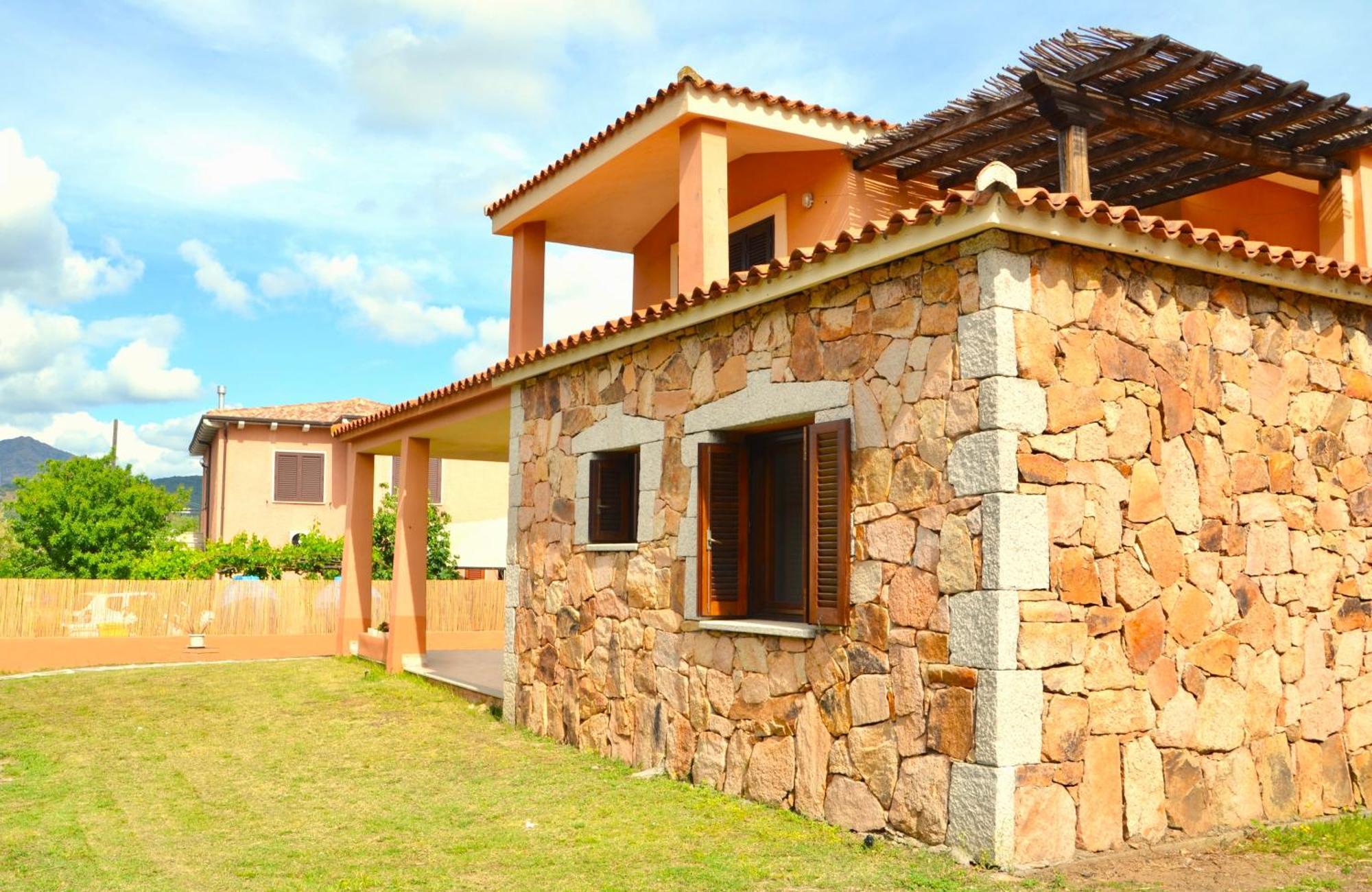 Iss Travel, Gli Asfodeli - Large Apartments With Private Terrace San Teodoro  Buitenkant foto